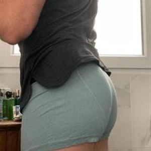 Xtudr - Vlnmorbo: Masculino sin mucha experiencia.
Busco activos dominantes para mucho morbo.
Soy guapete, discreto y sano. 
