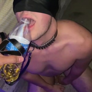 Xtudr - Dominatur21: Discreet dominant man with a desire to dominate.
Don't be afraid, I'm a young guy, hard and demanding but I respect lim...
