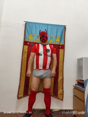 Xtudr - Tejero:  Valencia City🦇 | Activo y Switch ☻️ 
🥰Me Gusta: Twinks  | FTM👦| Bondage ⛓️ | +Te doy🦶 | CBT | Puppy Play | también 🗣 o  sal...