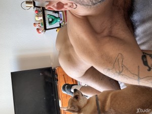 Xtudr - Submad: Submissive obedient and complaisant. Nothing gives me more pleasure than doing everything you ask me to. 
FF, underwear, sme...