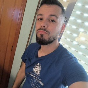 Xtudr - Sava: Normal guy and submissive, get to know and whatever happens. Looking for something fun and above all comfortable, and most imp...
