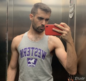 Xtudr - YP95: Looking for kink and casual sex with guys. I'm in an open relationship (profile: jaijou) 😈 we like to play together although s...