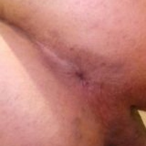 Xtudr - Sniper32: A bottom who wants to get into this world, I can't answer the texts.