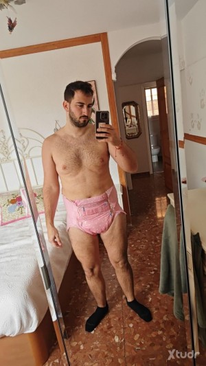 Xtudr - Grunkela2: A slut looking to come out of the closet