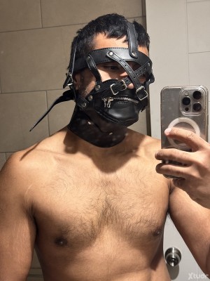 Xtudr - SLswitchSantiago: poca experiencia, me gusta la onda del sado/masoquismo, lluvia dorada, amo/esclavo, olores, abierto a probar más c...