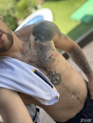 Xtudr - cbFTM: Trans boy