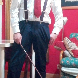 Xtudr - mudarris: 52-year-old man, 173cm, 70kg. 
Dominant man into English discipline looking for mature men to discipline between 45 and 60...