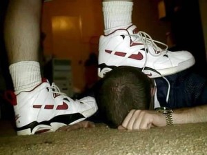 Xtudr - Esclavodete: Submissive man looking for Dominant man, or Wrestler or a boxer in Mexico City, to use me as his slut submissive and hu...