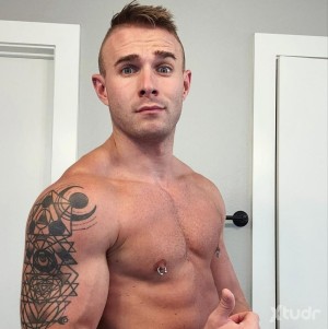 Xtudr - Bradleymike: 