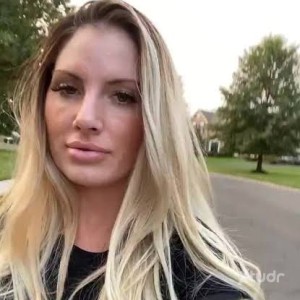 Xtudr - mommyxxl: Seeking for a submissive partner who is ready to explore together with me 
Also love pegging facesitting