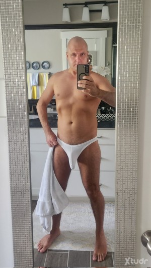 Xtudr - master4slave1: I'm looking for a submissive slave who serves me like a puppet. NO FINDOM OR PAY FOR SEX. YOU ONLY PAY FOR THE TRIBUT...