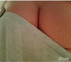 Xtudr - Ensusmanos: Buscando Amo maduro  de más de 55 años que busque feminizar a un tío de aspecto masculino. Que tenga experiencia. Gracia...
