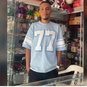 Xtudr - campos97: Quiero alguien interesante genial y noble 