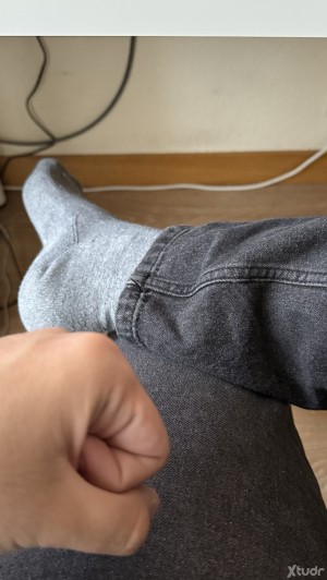 Xtudr - ControlT0TAL: Tu lugar? En mis pies mientras estoy con el ordenador
45 de piezacos para la perra que se atreva
Control total, mi pla...