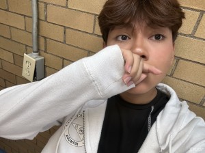 Xtudr - erickj: I like to spend time outside my house