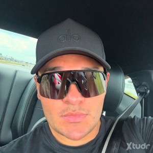 Xtudr - jamesvilla077: I’m single versatile gay new here looking for serious relationship 