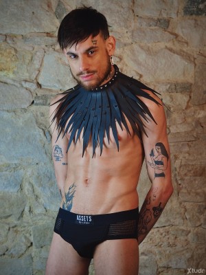 Xtudr - pietrombr_: Brazilian boy living in Barcelona.
I pass out.
With a place
Negative, on PrEP.