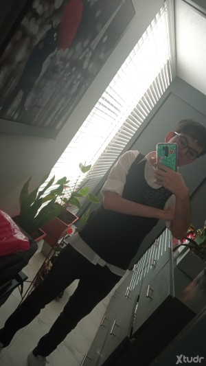 Xtudr - Ikersex: I like fetish sex, especially being treated like trash.