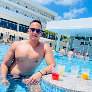 Xtudr - kshionditohot: PERFIL VERIFICADO 
Pasivo sumiso complaciente guarro aguantador mamador a garganta profunda  gagging puke. Buscando a...