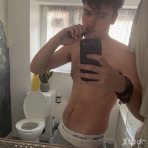 Xtudr - mik_: snap
mik_f00
