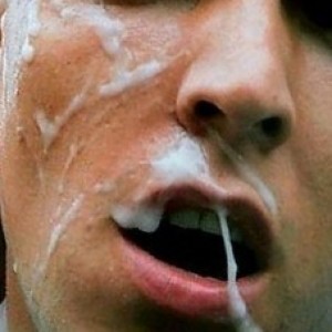 Xtudr - bocaparaniñatos: I'm looking for fuck buddies. Friends with benefits.
Good cocksucker, thirsty mouth wanting to milk a cute and well...