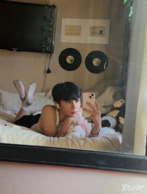 Xtudr - yourfavfemboy: Hi i love cocks and i love daddies

