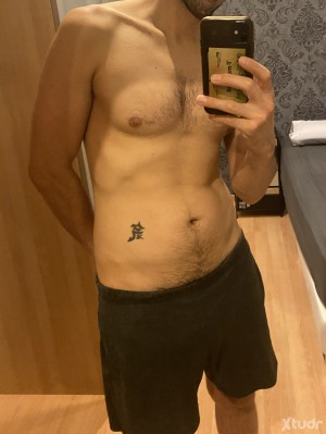 Xtudr - Masc_Dot: Amo morenazo guaperas. Chulito y gamberro. Con buen rabo.