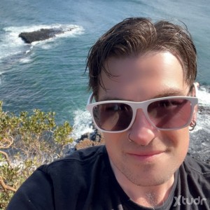 Xtudr - randy_t: Someone suck me?