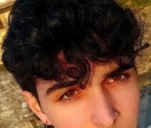 Xtudr - mariomoreno26: si no tienes foto de cara agradeceria que me enviaras una ;)
https://dirtycode.io/DJUVT
