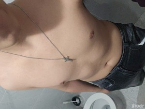 Xtudr - urk08: Submissive guy who looks to be tied and gagged