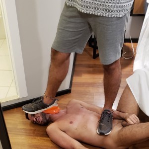 Xtudr - AmoSuperior: ANTES DE LEER: TRIBUTO ZAPAS Y BDSM. Si no te van esas cosas mejor no hablar.
Soy culto, inteligente, amable, divertido...