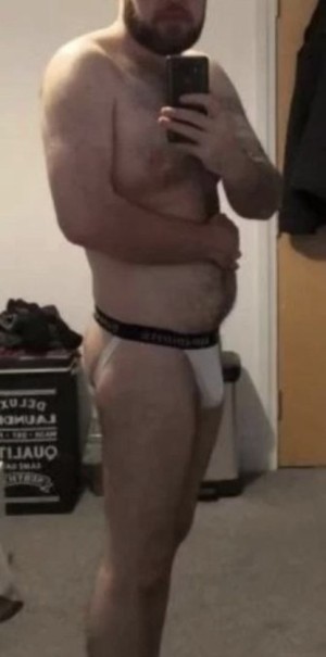 Xtudr - WelshSub: I'm a beary bottom who has finally decided to embrace the slave life I've always wanted.