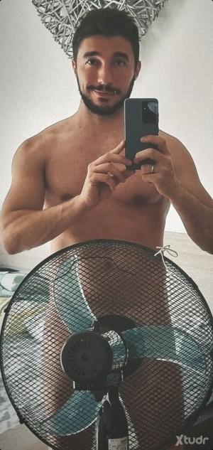 Xtudr - Gymtoni: Perverted discovering new pleasures