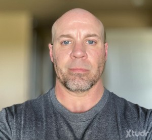 Xtudr - Seedmonster: Cum obsessed. Bondage curious. I want to get tied spread-eagle, face down or locked in a sling. 