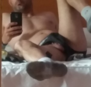 Xtudr - Maelde: Amo tranquilo, busco tios cerdos obedientes para usar en la intimidad.
