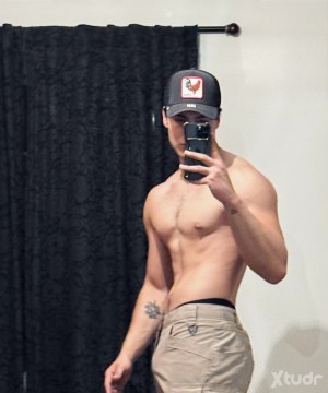 Xtudr - adoniss: 🦦