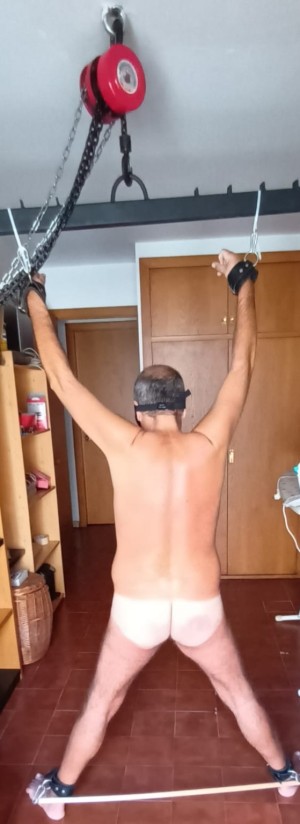 Xtudr - joanspk: == TEMPORALMENTE NO DISPONIBLE==
.
.Hola. Me gusta ser castigado, sobretodo zurra otk. Però tambien abierto a todo tipo de ...