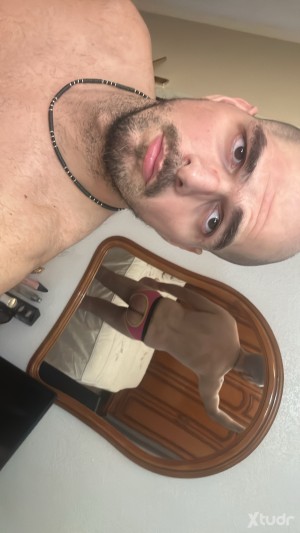 Xtudr - exclavo: Instagram and Twitter
I'm 90 tuned
Looking for a dominant man