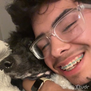 Xtudr - Ezekiel: I am kind patient and an empathetic a person who is a safe place in a loud world. Here to bring softness, slow moments, and...