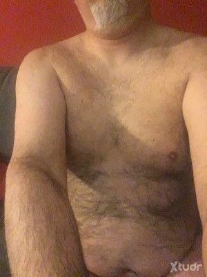 Xtudr - Xibori: Caring daddy and foot fetishist. I'm looking for a young footfriend, max 30 years old.
I also enjoy foot torture, especially...