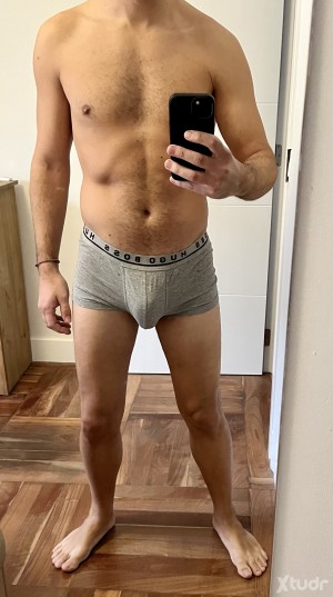 Xtudr - diverso: I'm looking for attitude, willingness, enthusiasm, an open mind, someone who doesn't get seasick, lives in Madrid, and take...
