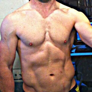 Xtudr - aguila-1: I'm into the world of muscle and sports. In sex, I'm versatile, except for being penetrated. I enjoy getting a good blowjo...