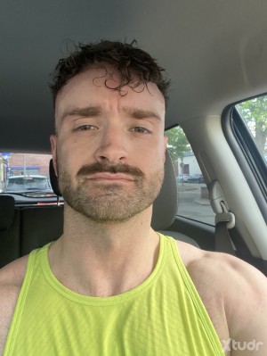 Xtudr - Miketoby: I'm simple, hard working men, looking for my other half that we can spend time together. Someone that know what he want an...