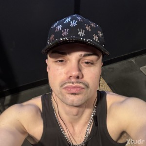 Xtudr - chavalsur: buscando sumisos dm 
si no eres solvente no m interesa
