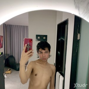 Xtudr - boytoy9909: Submissive in search of encounters with dominant masters. Leather, golden shower, foot worship, spit. Puppy play.. Scat ...