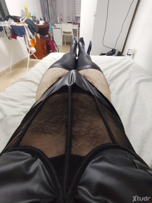 Xtudr - Skykatt22: Hello, I'm a 22-year-old effeminate bear cub, my appearance is a bit chubby and completely hairy all over my body, my pen...