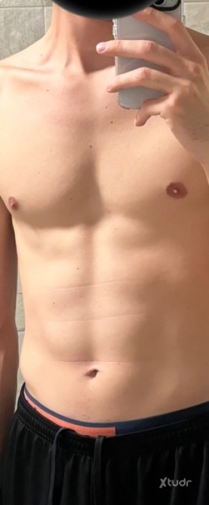 Xtudr - Xander12: Me encanta estar desnudo, apretar mi cuerpo, frotarme donde sea y mancharlo todo. Siempre a favor del morbo al máximo.
Con...