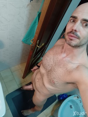 Xtudr - Cardakomorboexh: 34 years old very very pig practically without limits. Something submissive and very humiliated in exhibitionism. G...