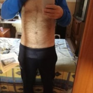 Xtudr - boy2000: I'm looking for a dominant man with a big penis.