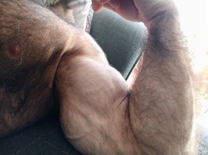 Xtudr - Musclebear2025: Quiero que mi esclavo me haga la vida más fácil, un cashfag
El que algo quiere algo le cuesta.
Te doy de amamantar c...